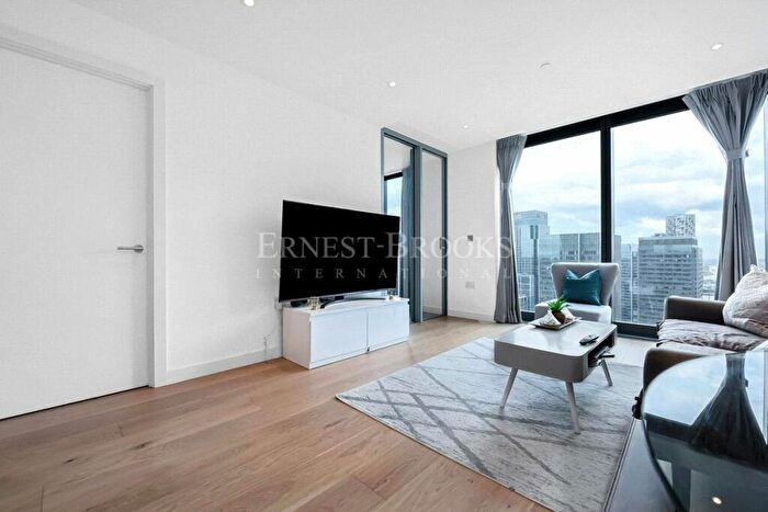 1 Bedroom Apartment To Rent In Landmark Pinnacle, Marsh Wall, Canary Wharf, E14