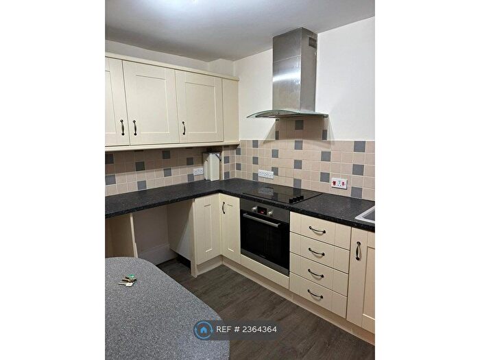 2 Bedroom Flat To Rent In Lowbourne, Melksham, SN12