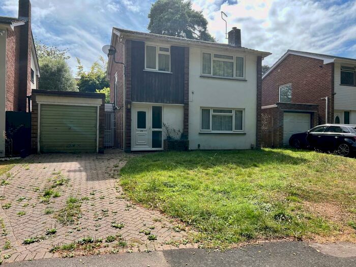 3 Bedroom House To Rent In River Walk, Southampton, SO18