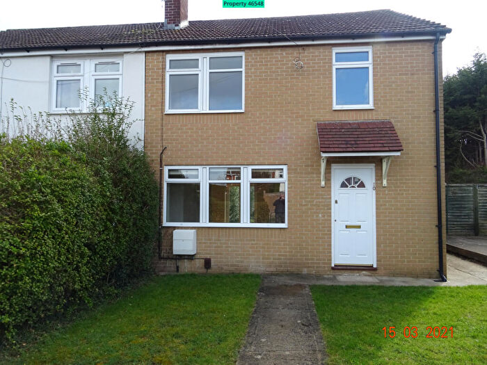 3 Bedroom Semi-Detached House To Rent In St. Phillips Close, Hucclecote, Gloucester, GL3
