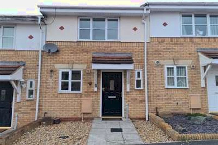 2 Bedroom House To Rent In Yeovil, BA21
