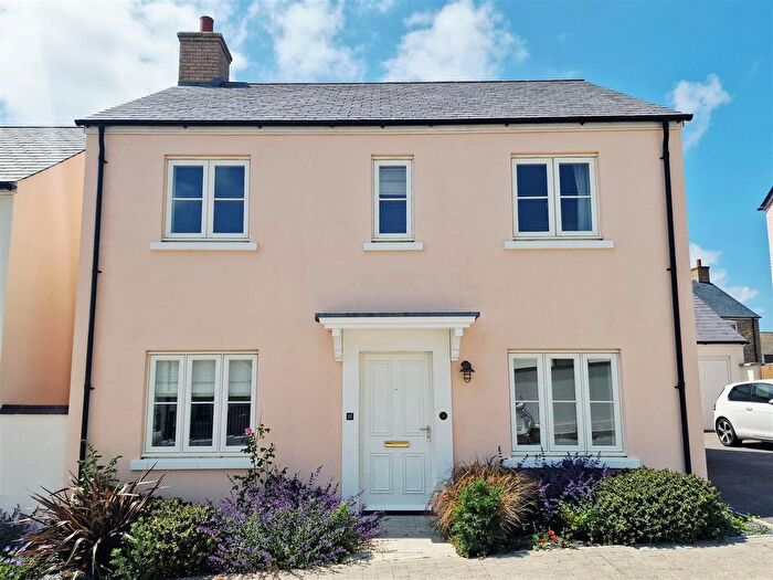 3 Bedroom Detached House For Sale In Stret Pelyas, Nansledan, TR7