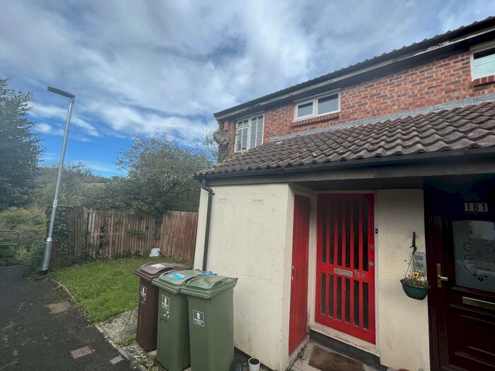 1 Bedroom Flat To Rent In Truro Drive, PL5