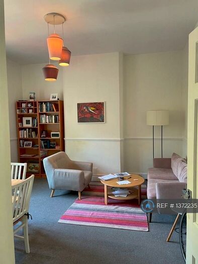 1 Bedroom Flat To Rent In Cavendish Crescent South, Nottingham, NG7