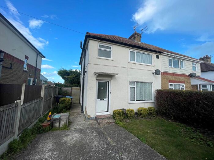 3 Bedroom Semi-Detached House For Sale In Thornbridge Road, Deal, CT14