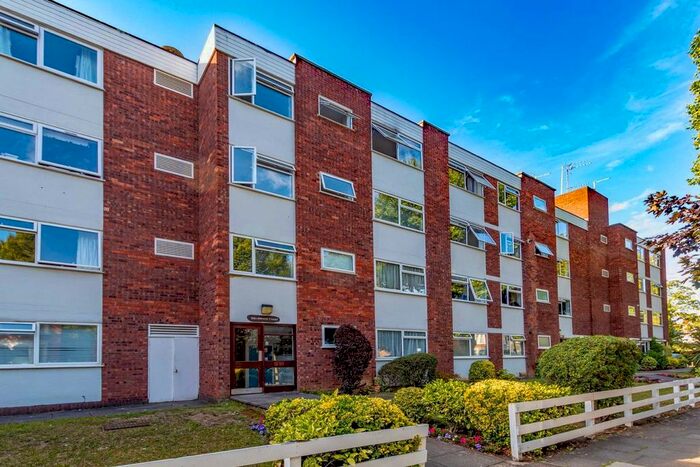 1 Bedroom Flat To Rent In Park Road, London, W4