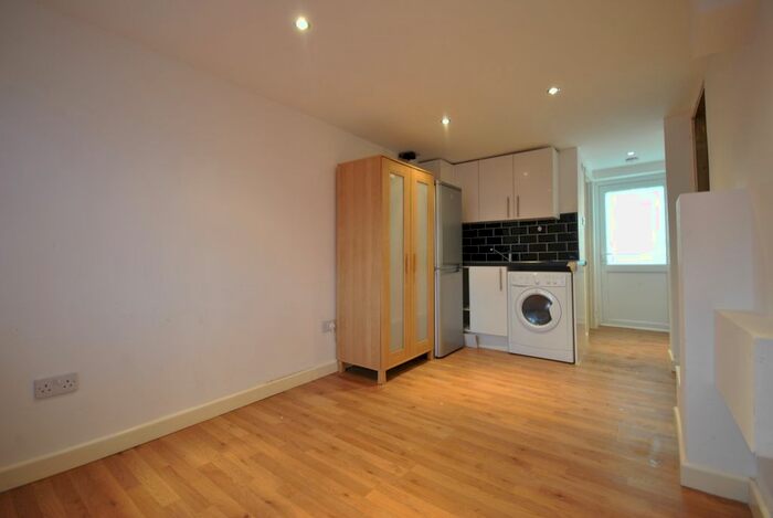 Studio To Rent In The Vista, London, SE9