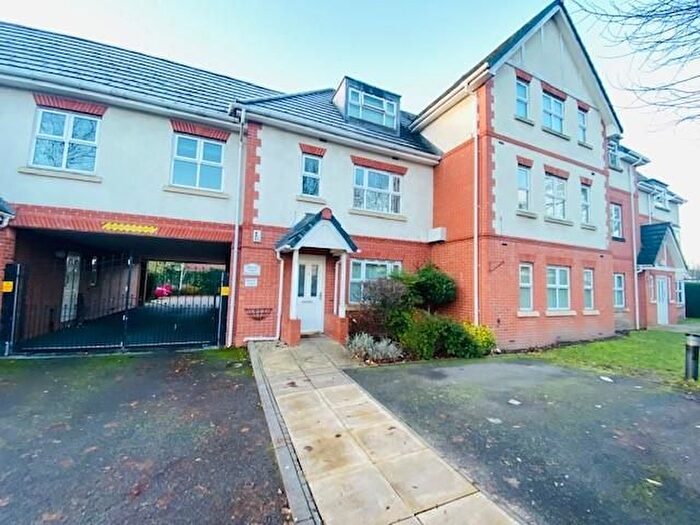 2 Bedroom Flat To Rent In Chester Road, Sutton Coldfield, B73