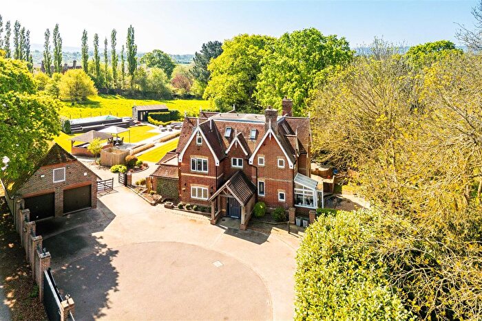 4 Bedroom Property For Sale In Bines Road, Partridge Green, Horsham, RH13