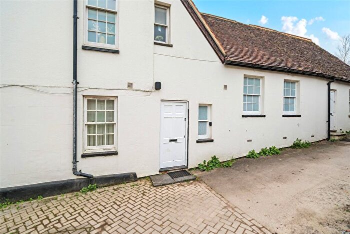 1 Bedroom Apartment To Rent In West Street, Buckingham, Buckinghamshire, MK18