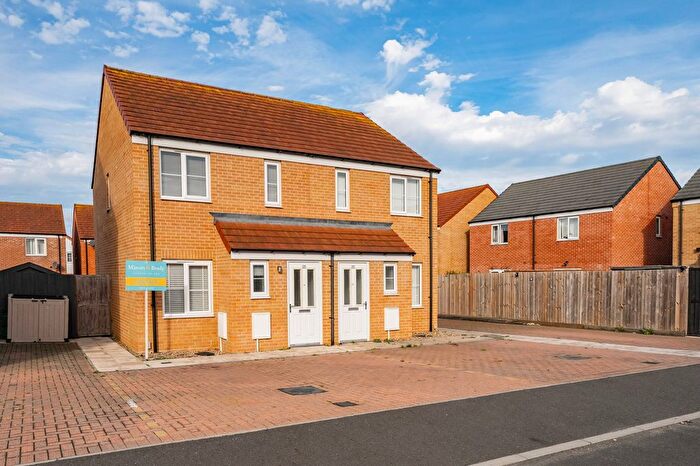 2 Bedroom Semi-Detached House For Sale In Ellis Drive, Bradwell, NR31