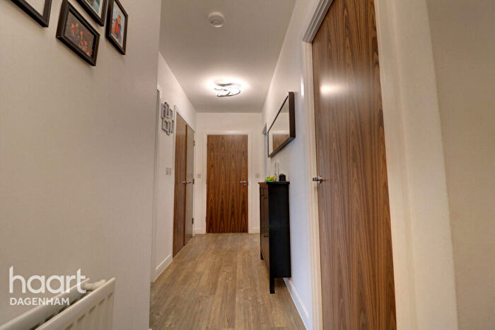 2 Bedroom Apartment For Sale In Handley Page Road, Barking, IG11