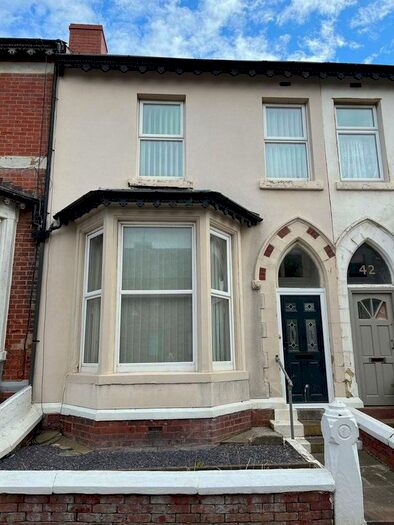 3 Bedroom Property To Rent In South King Street, Blackpool, Lancashire, FY1