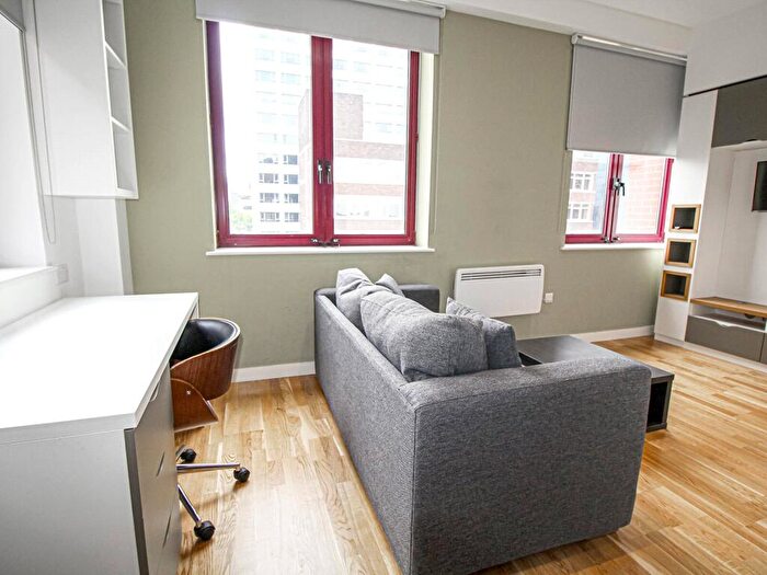 1 Bedroom Apartment To Rent In Apt, Q One Residence #, LS2