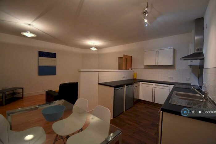 1 Bedroom Flat To Rent In Sweeting Street, Liverpool, L2