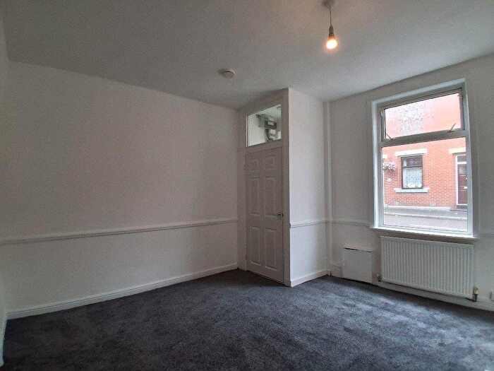 2 Bedroom Terraced House To Rent In Queen Victoria Street, Blackburn, BB2