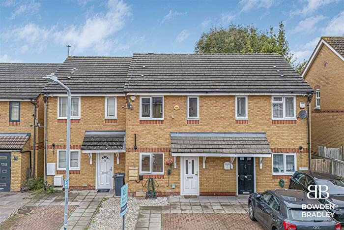 2 Bedroom Terraced House For Sale In Maple Close, Hainault, IG6