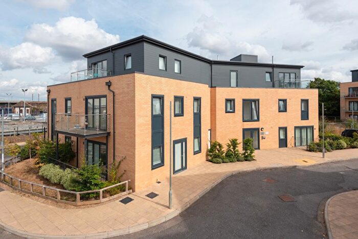 1 Bedroom Flat For Sale In Henry Square, New Town Apartments, Newtown Road, TN24