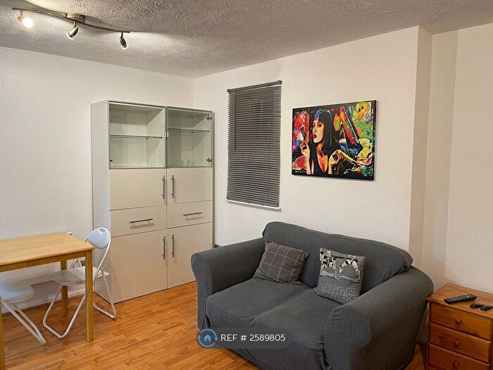 1 Bedroom Flat To Rent In Tyler's Court, Wembley, HA0