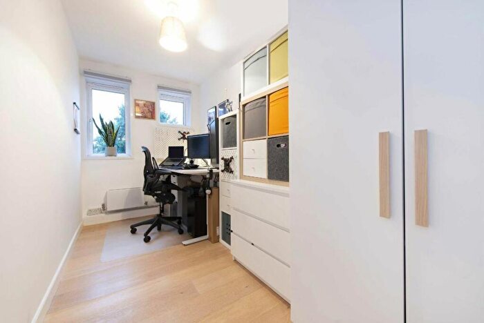 2 Bedroom House To Rent In Rhyl Street, London, NW5