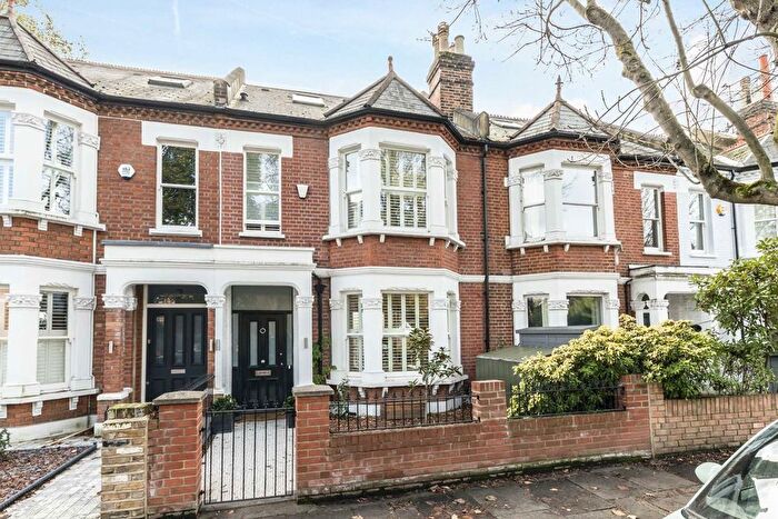 5 Bedroom Property To Rent In Wolseley Gardens, London, W4