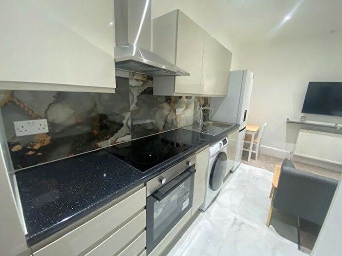 Studio To Rent In Glendalough, Sidcup, DA14
