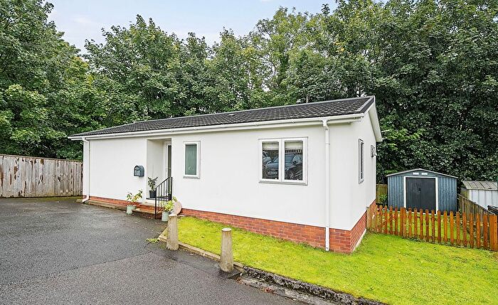 2 Bedroom Mobile/park Home For Sale In Tavistock, Devon, PL19
