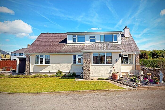4 Bedroom Bungalow For Sale In Garth Estate, Pontllyfni, Caernarfon, Gwynedd, LL54