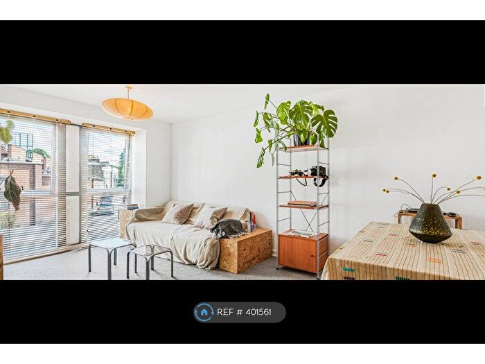 1 Bedroom Flat To Rent In Balls Pond Road, London, N1