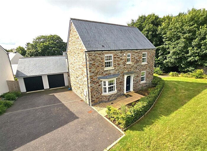 5 Bedroom Property For Sale In Willsworthy Drive, Tavistock, PL19