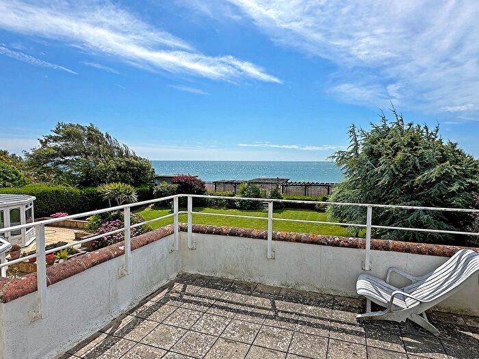 4 Bedroom Detached House For Sale In The Drive, Craigweil Private Estate, Aldwick, West Sussex, PO21