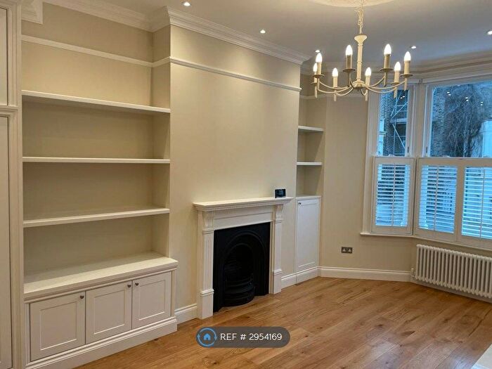 1 Bedroom Flat To Rent In Vardens Road, London, SW11