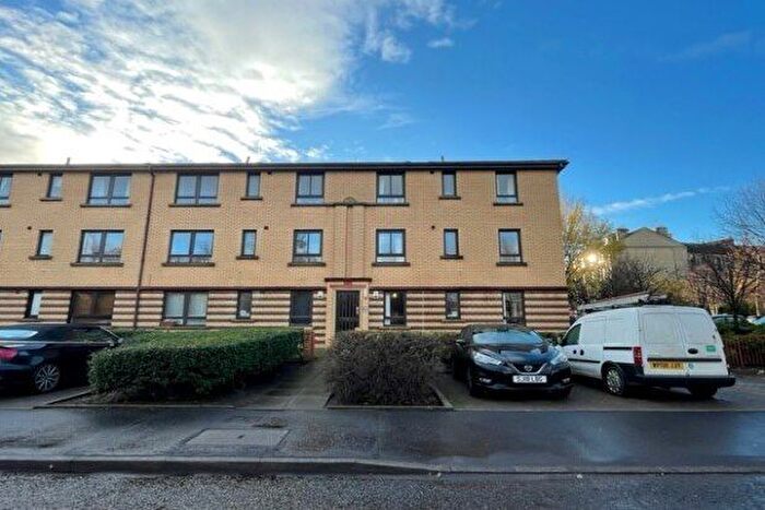 2 Bedroom Flat To Rent In Maclean Street, Glasgow, G51