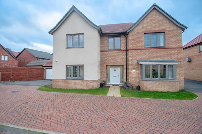 5 Bedroom Detached House For Sale In Edmund Close, Market Harborough, LE16