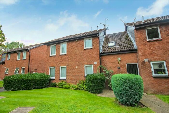 1 Bedroom Apartment To Rent In Quaker Lane, Darlington, DL1