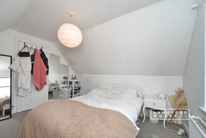 3 Bedroom Maisonette To Rent In Birkbeck Road Sidcup, DA14