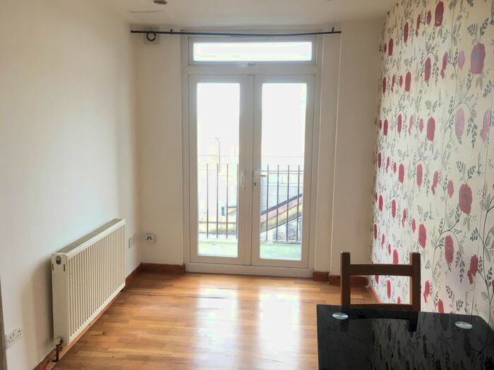 1 Bedroom Flat To Rent In Flat Nikkis House, Bonnerfield Lane, Harrow, HA1