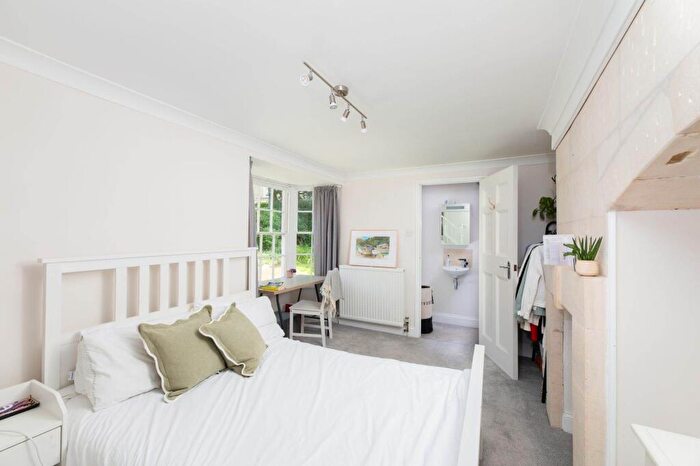 2 Bedroom Apartment To Rent In Cavendish Road, BA1