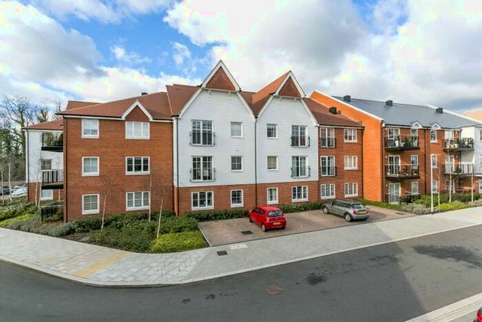 1 Bedroom Flat To Rent In Swinton Court, Mere Road, Dunton Green, Sevenoaks, TN14