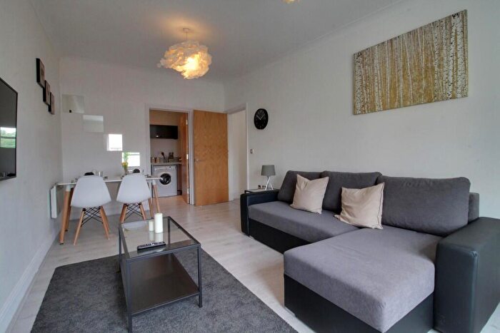 1 Bedroom Apartment To Rent In The Qube, Edward Street, Birmingham, B1