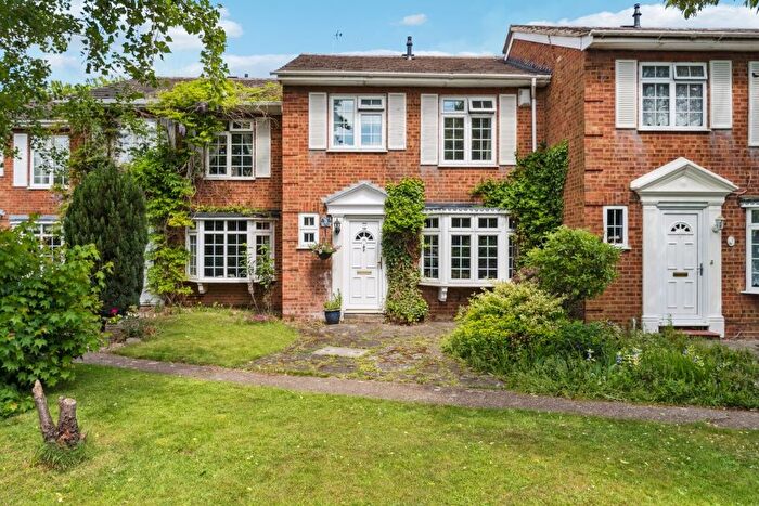 3 Bedroom Terraced House For Sale In Sycamore Walk, George Green, SL3