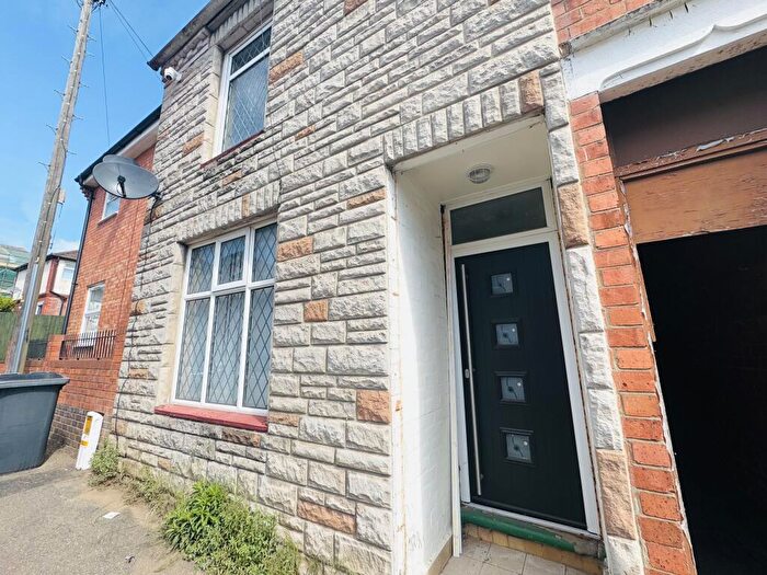 2 Bedroom Terraced House To Rent In Avondale Road, Kettering, NN16
