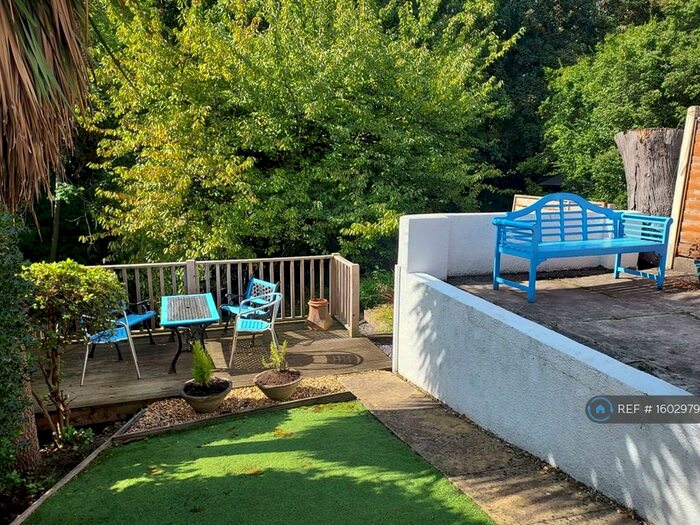 4 Bedroom Semi-Detached House To Rent In Cottrell Road, Bristol, BS5