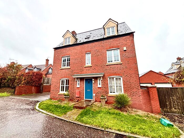 5 Bedroom Detached House To Rent In Old School Mead, Alcester, B50