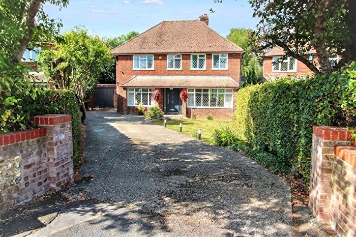 4 Bedroom Detached House For Sale In Lester Grove, Hazlemere, HP15