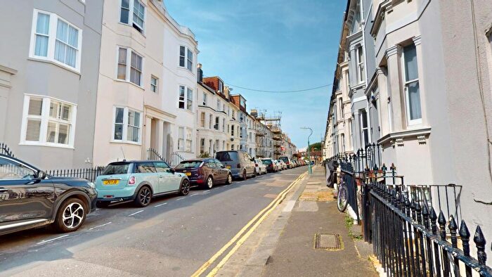 1 Bedroom Flat To Rent In Lansdowne Street, Hove, BN3