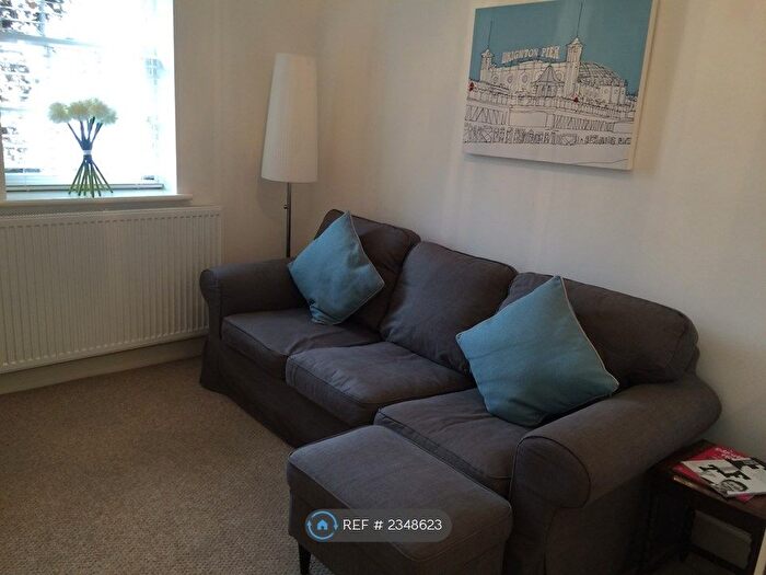 1 Bedroom Flat To Rent In Lansdowne Place, Hove, BN3