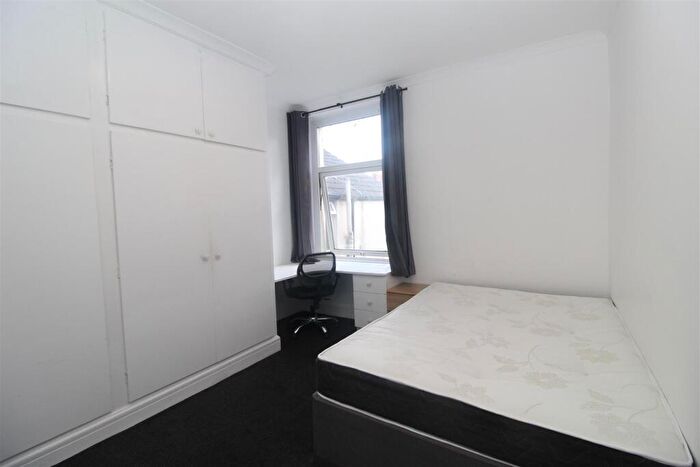 1 Bedroom House To Rent In North Road, Cathays, Cardiff, CF10