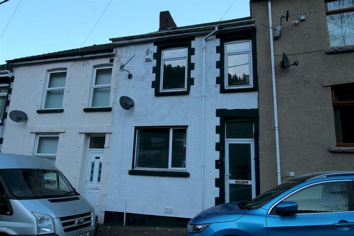 2 Bedroom House To Rent In Glan Ebbw Terrace, Abertillery, NP13