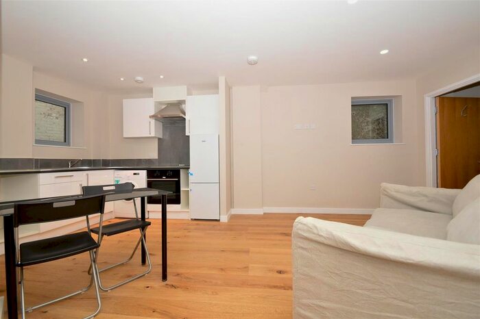 1 Bedroom Flat To Rent In Martello Street, London Fields, E8